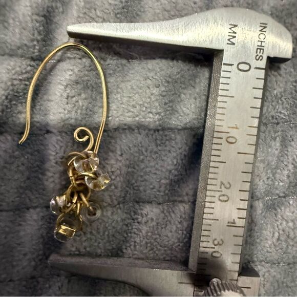 DESIGNER-STYLE GOLD DROP EARRINGS WITH CLEAR BEADS - Picture 3 of 17